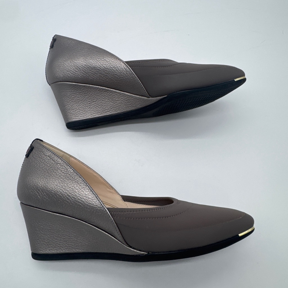 COLE HAAN Grand Series Gray & Silver Metallic Wedge Size 7B - Picture 4 of 8